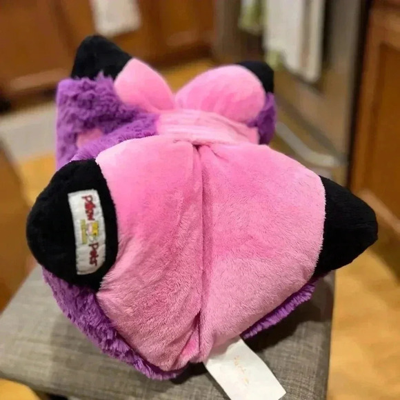 Adorable PILLOW PET - Adorable Purple and Pink Butterfly with Velcro closure. - Picture 12 of 15